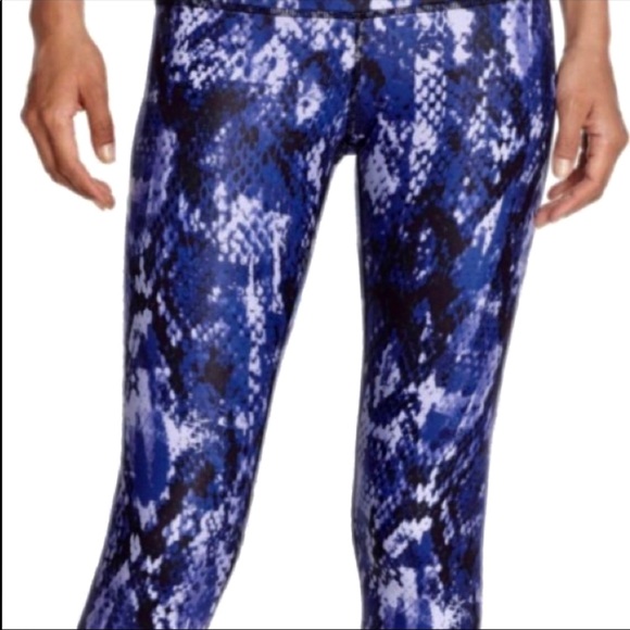 Alo Yoga Capris/cropped skinny  leggings blue - Picture 2 of 7